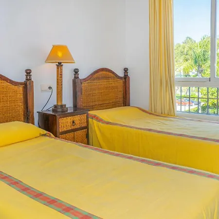 Lovely In With Kitchenette Apartment Marbella
