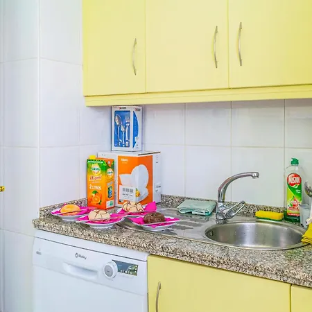 Lovely In With Kitchenette Apartment